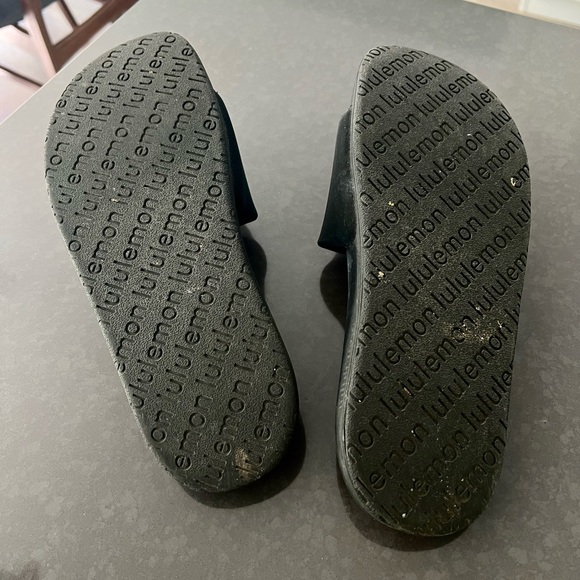 Lululemon Restfeel Women’s Slides - Picture 9 of 9